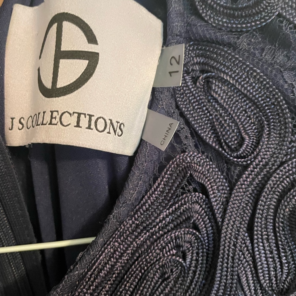 JS Collections Dress - Picture 4 of 6